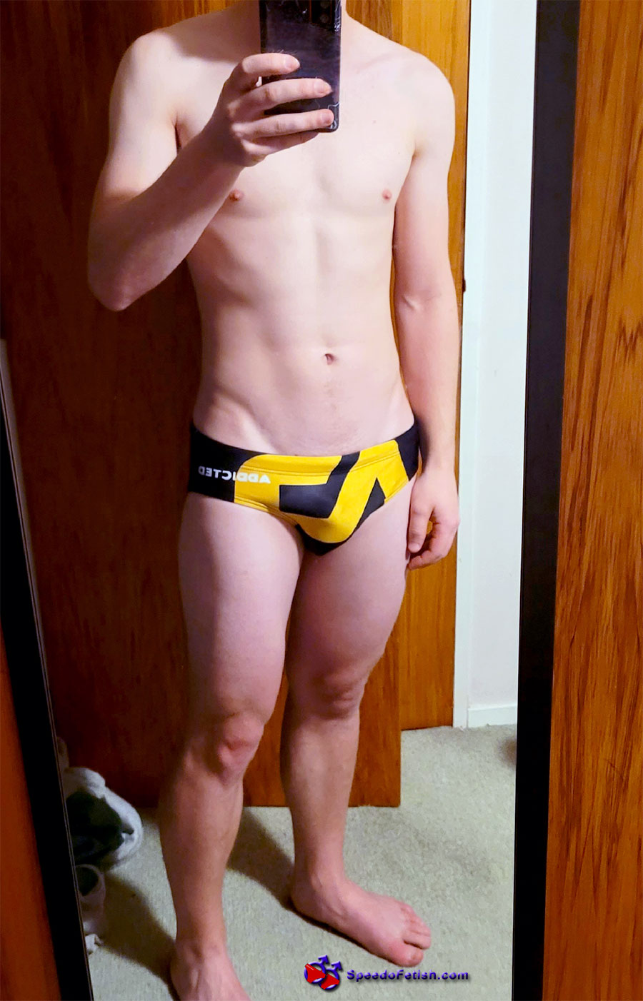 Click for more speedo photos.